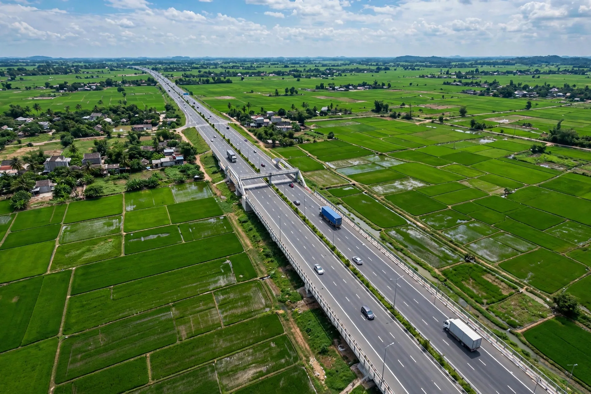 Cao tốc Việt Nam nhìn từ trên cao